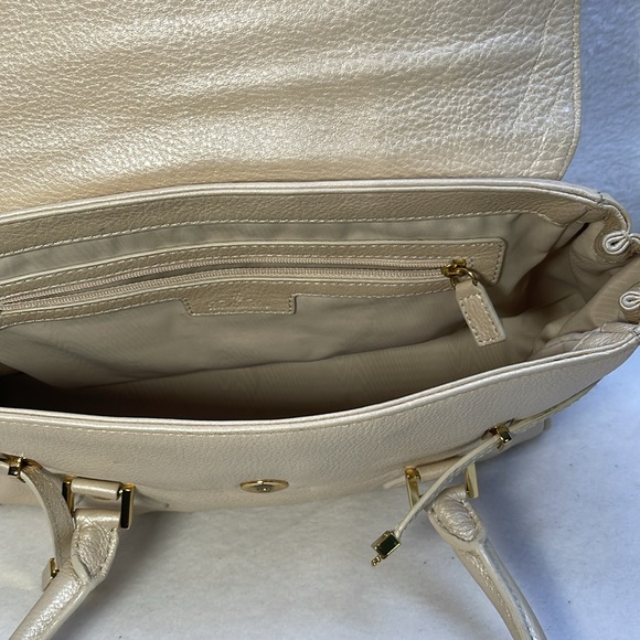 Brooks Borthers cream purse - Picture 7 of 13